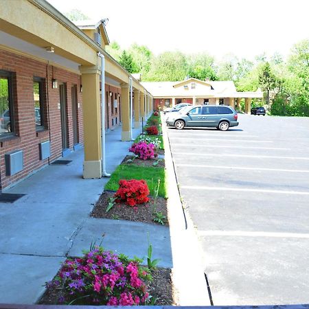 Budget Inn Falls Church Esterno foto