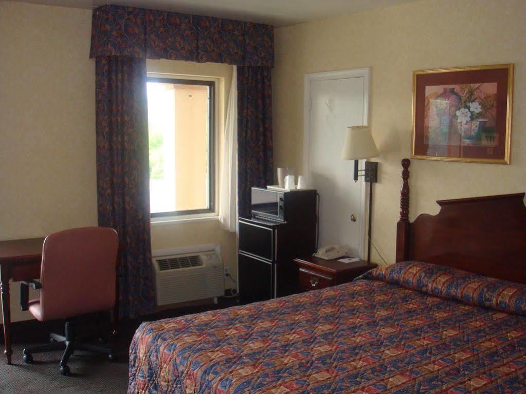 Budget Inn Falls Church Esterno foto
